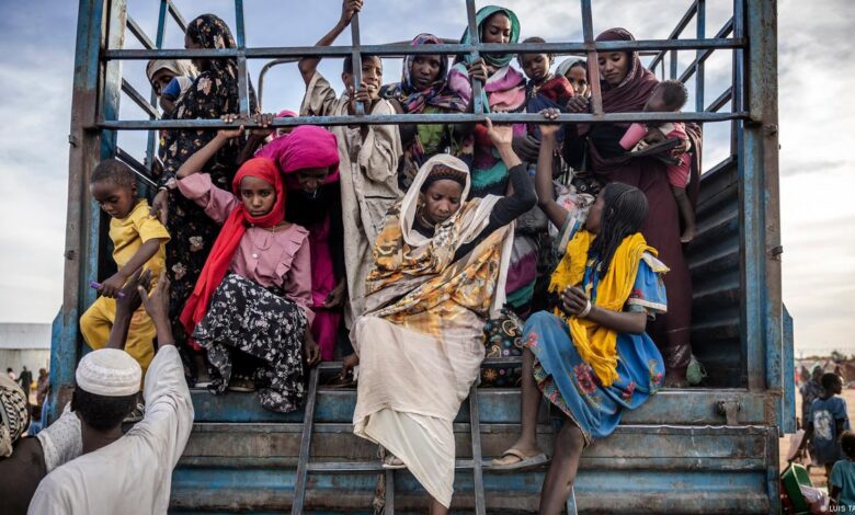 La mine d’Al-Uqaidat sous les frappes égyptiennes : l’or plonge les civils soudanais dans la peur et le déplacement à la frontière