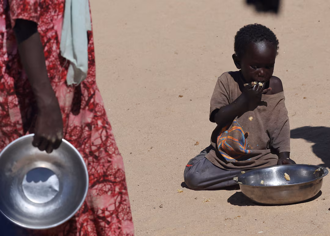 Le Soudan face à la famine : la sécheresse et la guerre menacent des millions de civilsLe Soudan face à la famine : la sécheresse et la guerre menacent des millions de civils