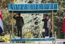 Le masque de la souveraineté tombe : la réalité du transit des armes turques et de la dépendance militaire des généraux de Port-Soudan