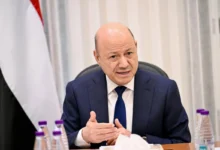Les Houthis annoncent avoir pris le contrôle de la résidence de Rachad Al-Alimi dans sa région natale de Taëz