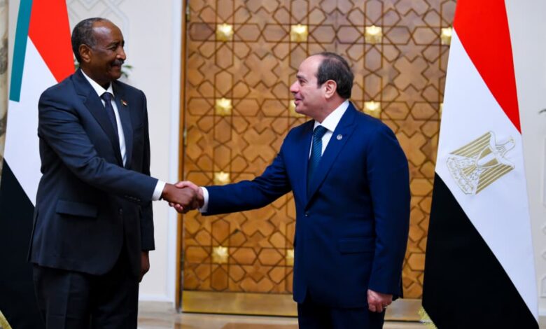 Les frappes de Chamal al-Wadi, au Soudan, placent l’Égypte et al-Burhan face aux enjeux de souveraineté