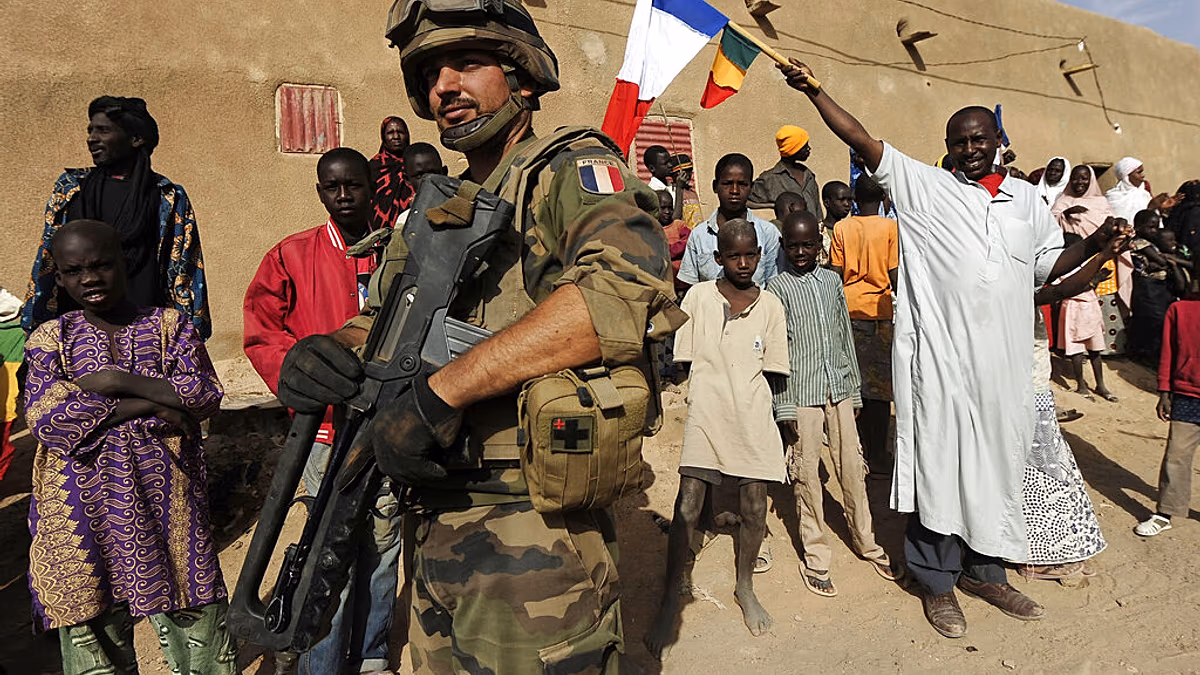 Partenariat militaire : la France revient en Afrique selon une nouvelle formule