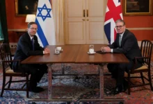 Royaume-Uni et Israël : sept diplomates maintenus et un compromis qui reporte la confrontation après les élections