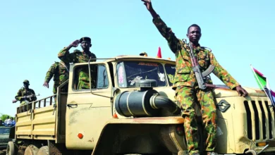 Sharq Al-Owainat au cœur des calculs militaires : que révèlent les mouvements aériens sur la dimension régionale de la guerre au Soudan ?