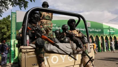 Suffocations et évanouissements sur les lignes de front : des soupçons d’utilisation de gaz toxiques par les Houthis alertent Taëz