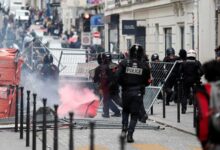 Une encre invisible pour suivre les manifestants à la trace !