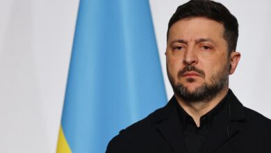 Zelensky confirme le retour de 270 prisonniers ukrainiens, Moscou salue la médiation émiratie